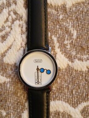 New Safilo Optometrist Eyeglass Hours Wrist Watch.
